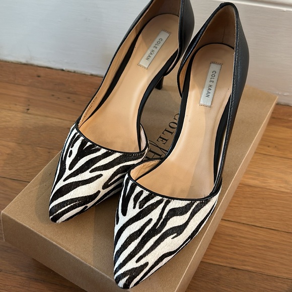 Cole Haan size 6.5 high line zebra pump! Excellent condition - Picture 7 of 7